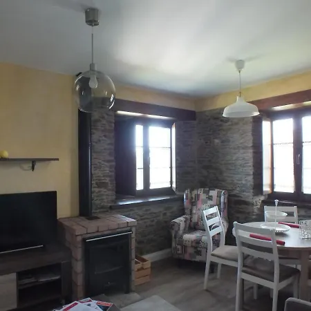 Puerta Del Castro Apartmán