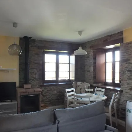 Puerta Del Castro Apartmán *