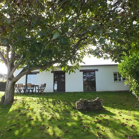 Puerta Del Castro Apartmán Coana