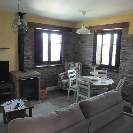 Puerta Del Castro Apartment