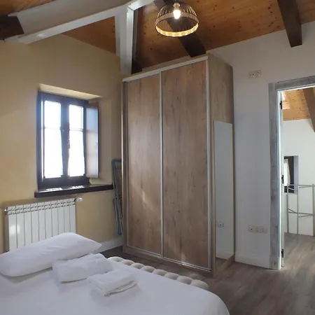 Puerta Del Castro Apartment