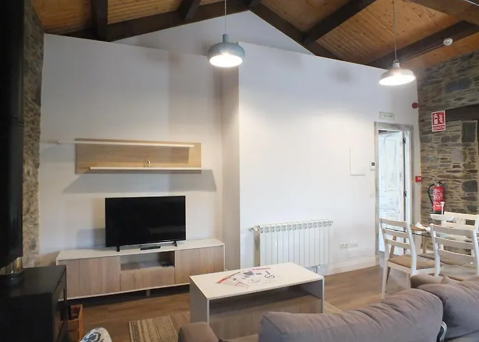 Puerta Del Castro Apartamento Coana