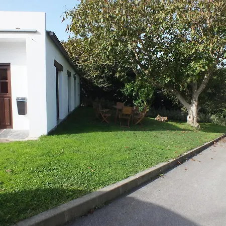 Puerta Del Castro Coana